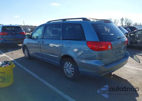 2008 Toyota Sienna Le z USA, uszkodzony, nr VIN 5TDZK23C48S128396
